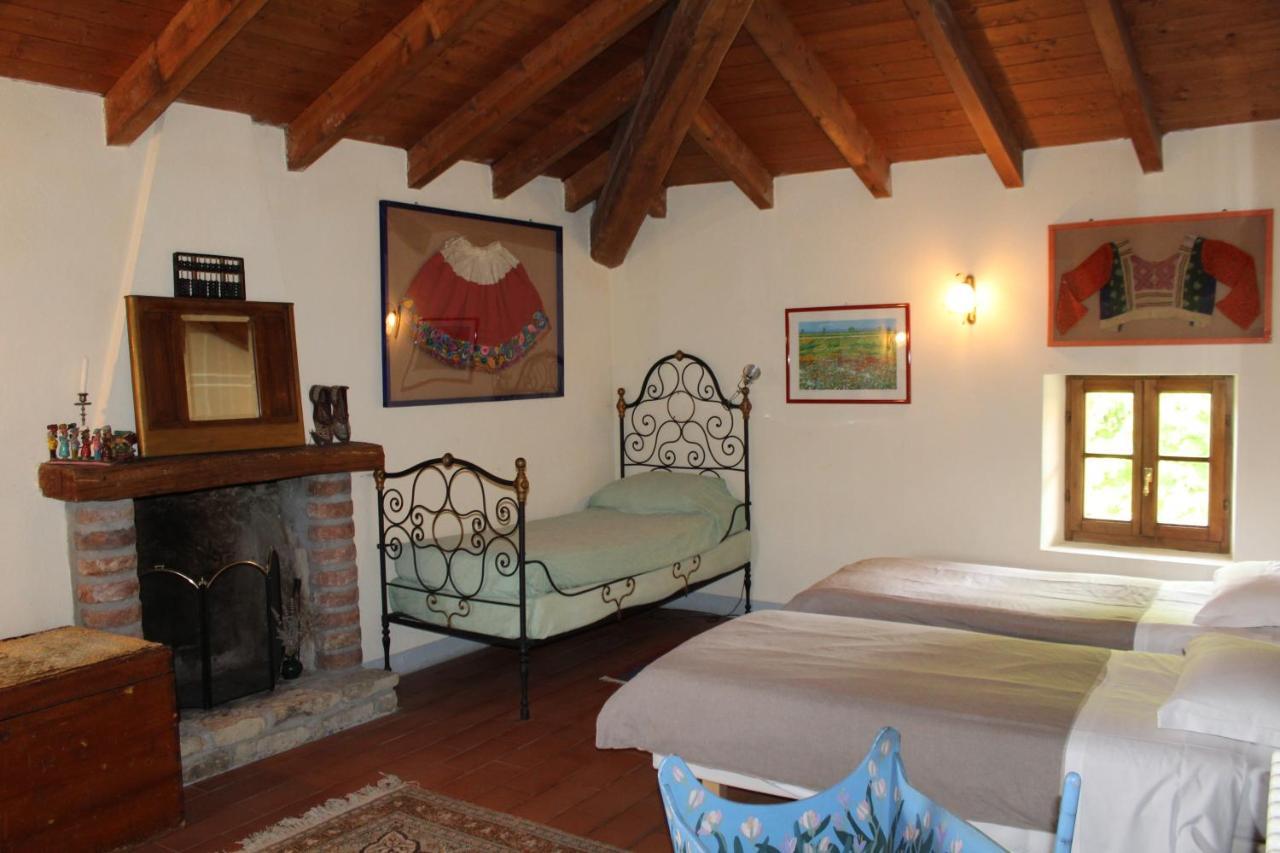 Agriturismo La Rovere Cossano Belbo Luaran gambar