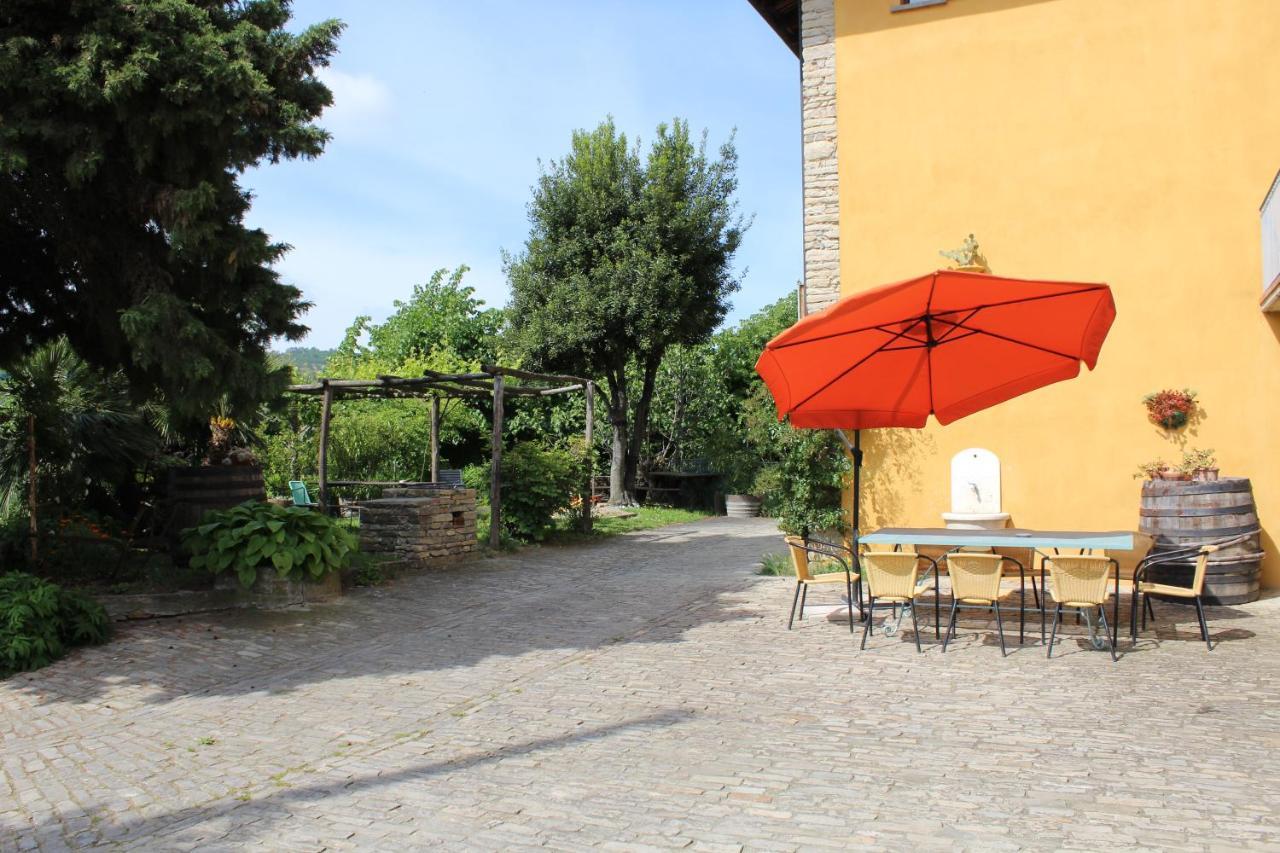 Agriturismo La Rovere Cossano Belbo Luaran gambar